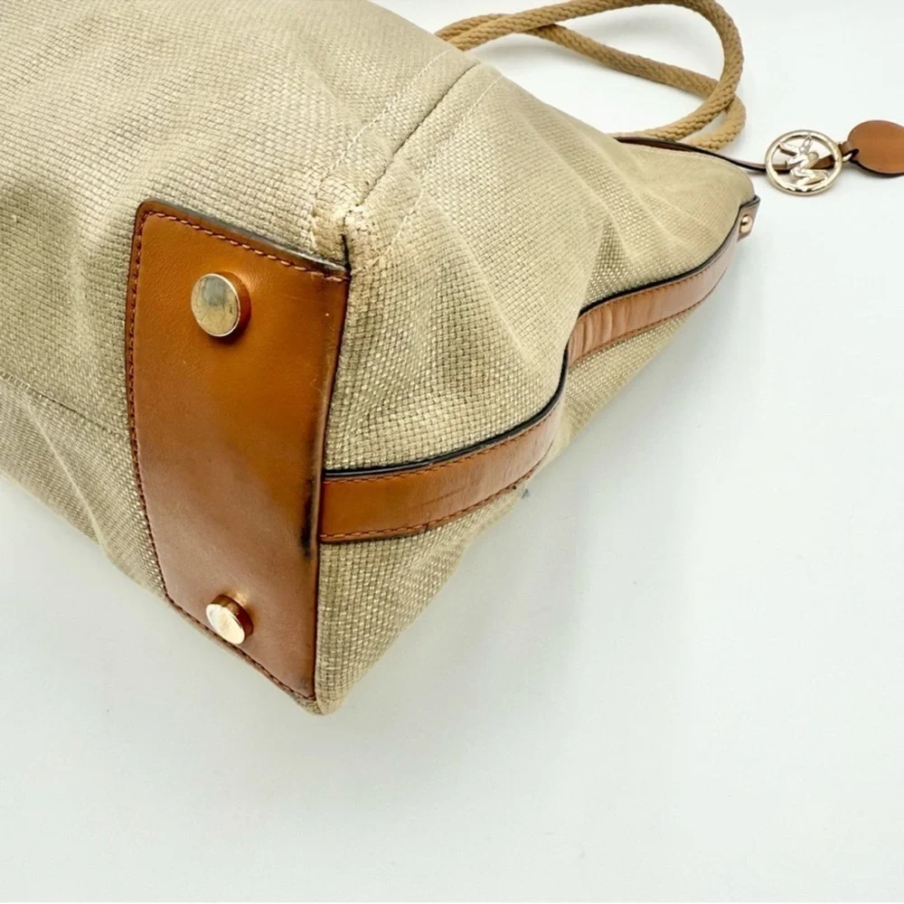 Michael Kors Isla Ring Shoulder Tote EUC